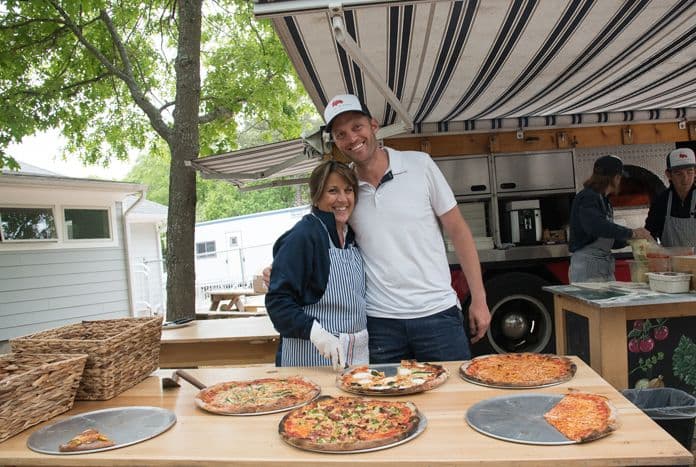 Rolling-in-Doughs-mobile-pizza-truck