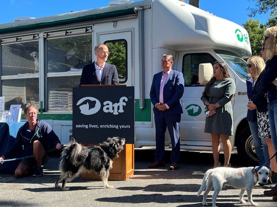 ARF Executive Director and CEO Scott Howe addressing the press.