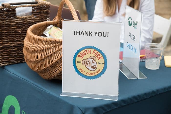 Thank you South Fork Pet Company for your donation of treats.